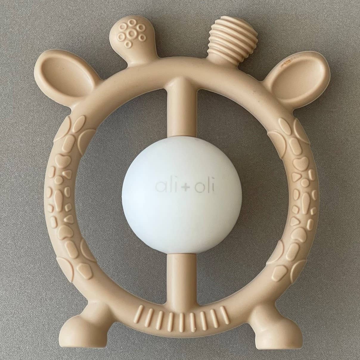Ali + Oli, Giraffe Teether & Rattle Food-Grade Silicone Toy