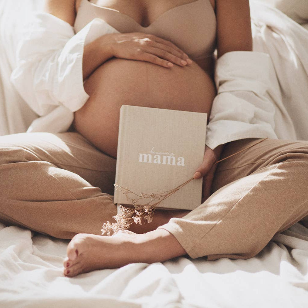 Axel & Ash, Becoming Mama Pregnancy Journal