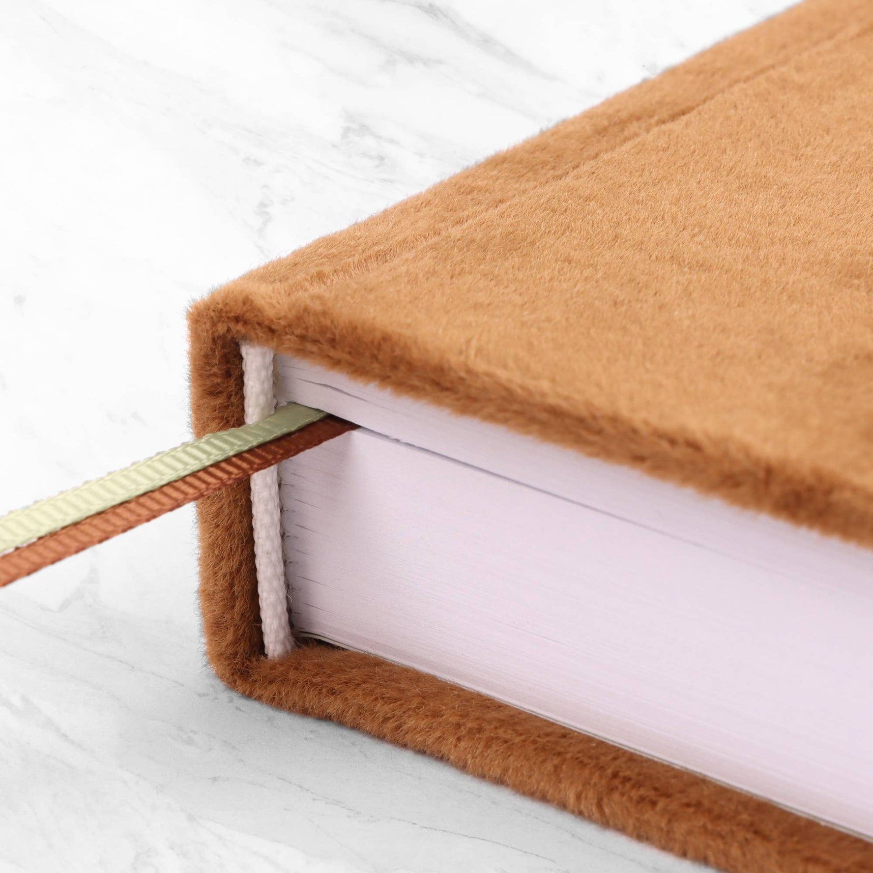 Myga, Velvet Hardcover 365 Days Journal