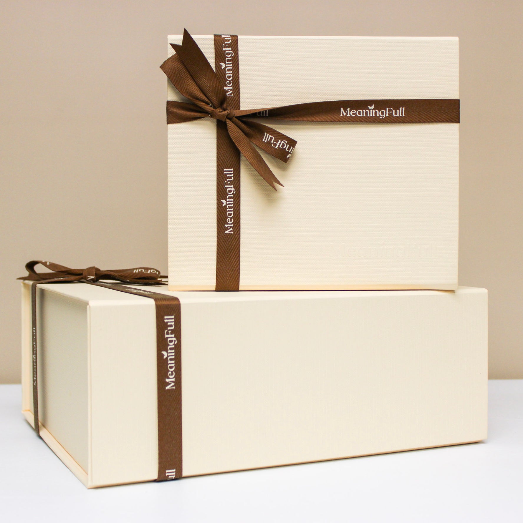 Meaningfull Gift Lab Cream Signature gift box.