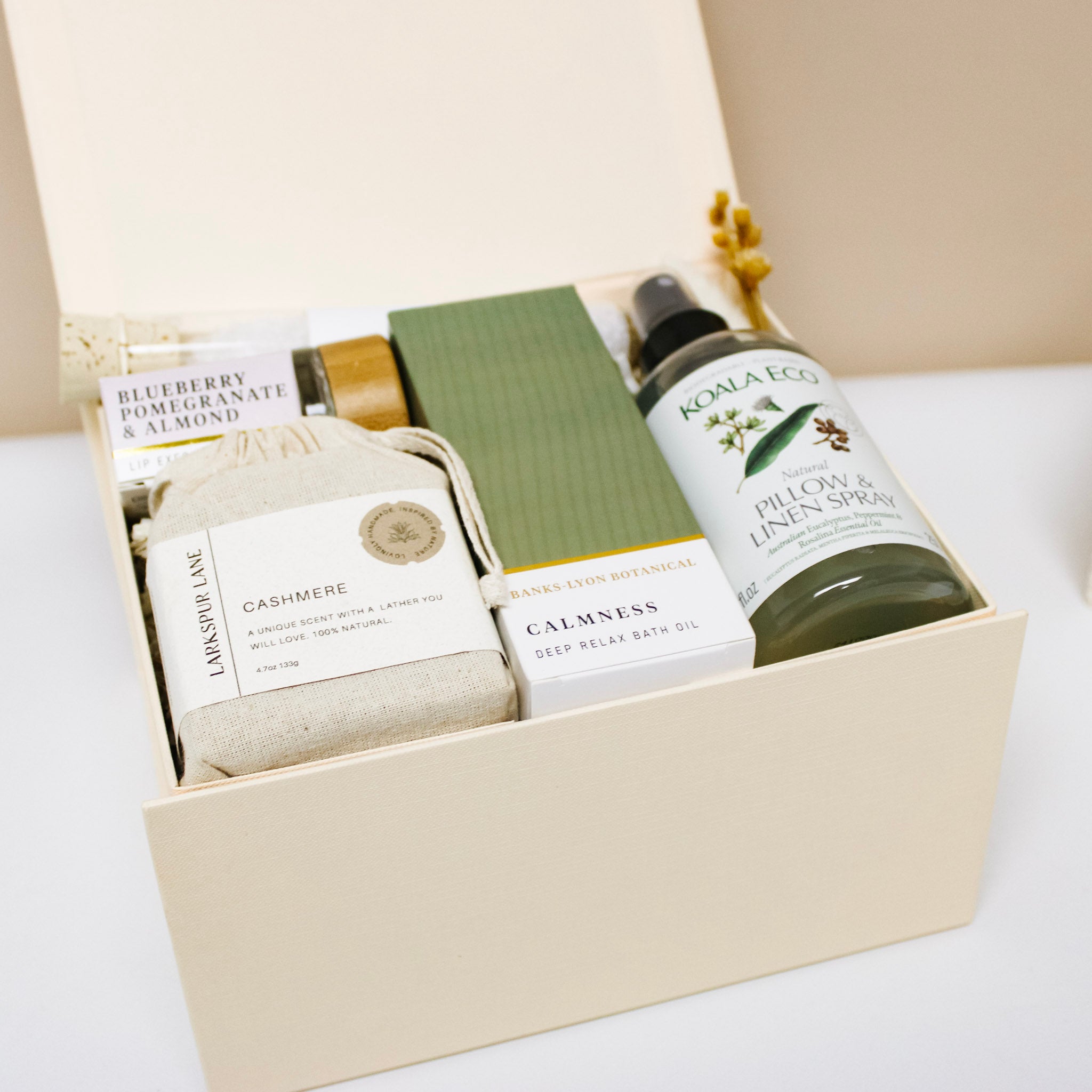 Luxury calming gift box from meaningfull gift lab