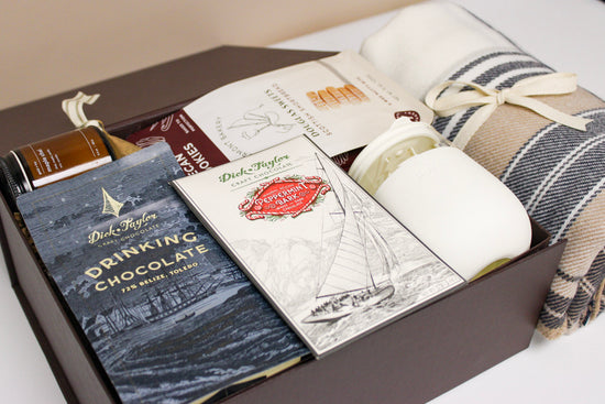 Holiday at Home Gift Box - MeaningFull Gift Lab