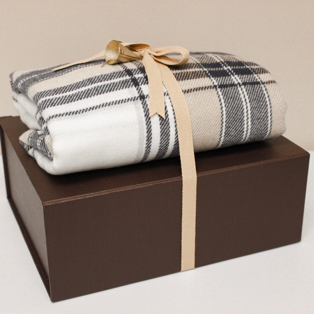 Holiday at Home Gift Box - MeaningFull Gift Lab